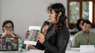 Sarah Luna Ñustes en la obra LIMBO
